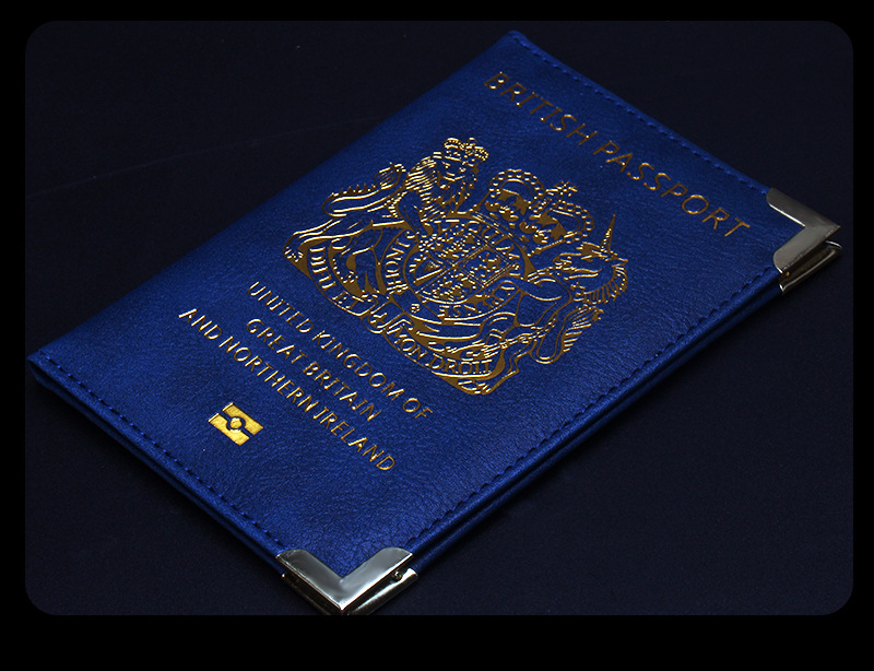 Neue britische Reisepasshülle  – Travel Wallet Slim Bewertung und Preis