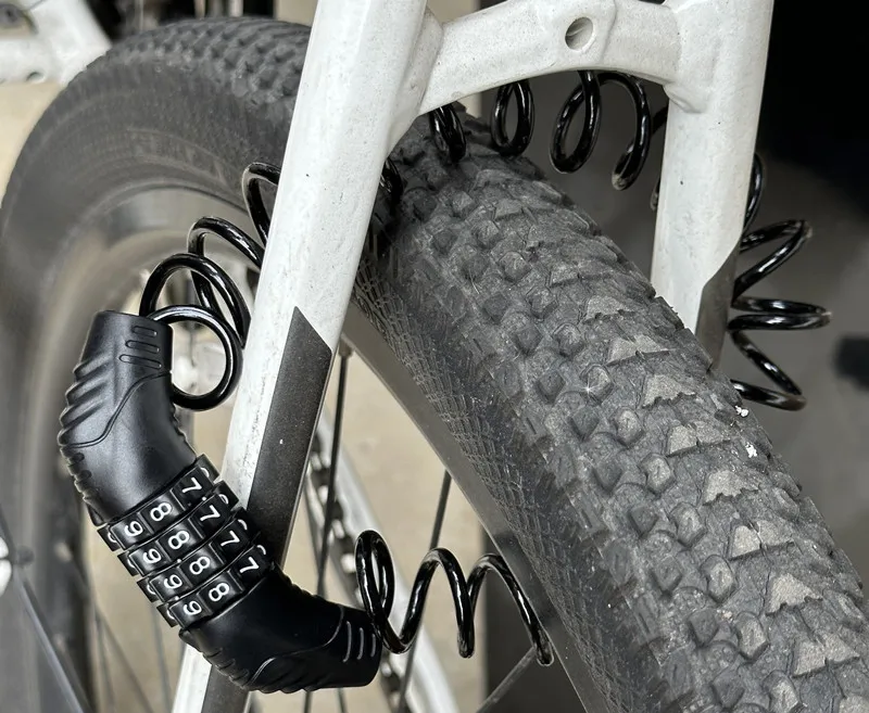 Langlebige klassische Helmschl – Cable Lock Combination Bewertung und Preis